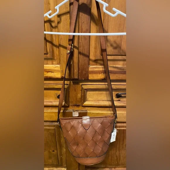 VNTG Etra Vegan Leather Woven purse bag chic boho hippy vibes - Picture 13 of 16